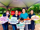 邀請民眾參與戶政業務設攤宣導活動合影