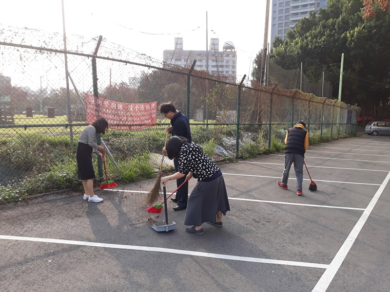 本所週邊50公尺打掃(停車場)